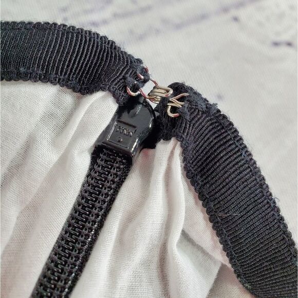 🔺️Charter Club Black & White Damask Skirt Petite 10 - Picture 7 of 10